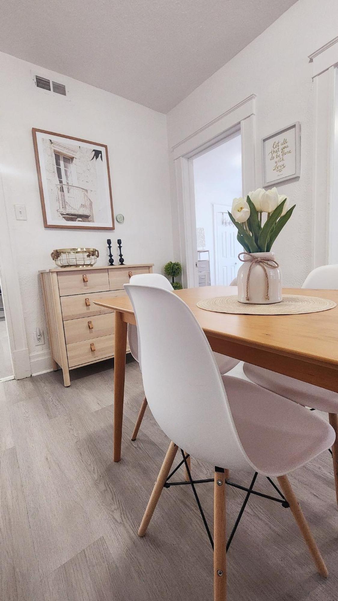 New Renovated 2 Bedroom Side Niagara Falls